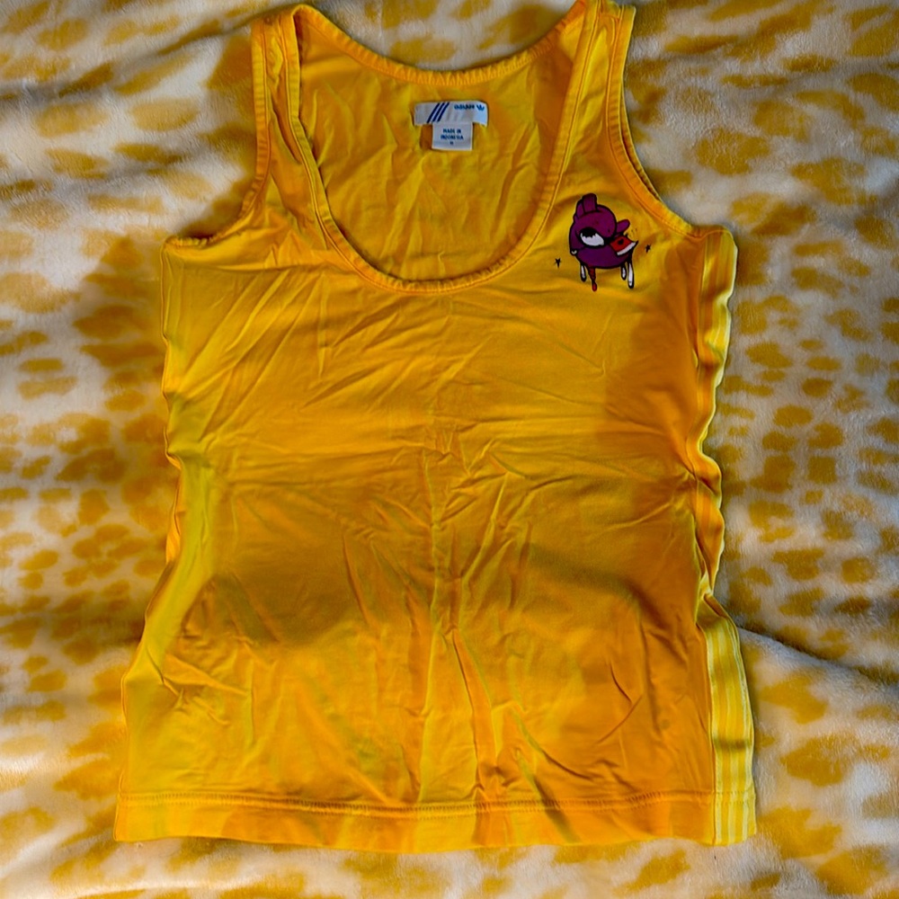 Adidas yellow active top size S